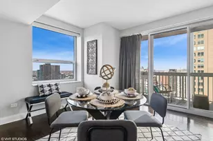 [Address not provided], Chicago, IL 60654 - Photo 17