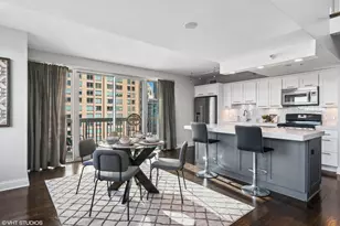 [Address not provided], Chicago, IL 60654 - Photo 11