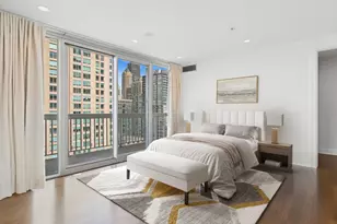 [Address not provided], Chicago, IL 60654 - Photo 27