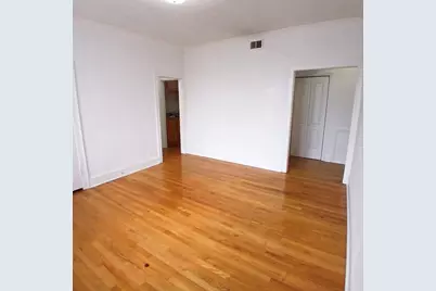 4808 W Barry Avenue #2W, Chicago, IL 60641 - Photo 3