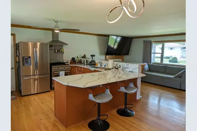 381 W Millers Road, Des Plaines, IL 60016 - Photo 3