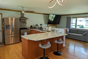 381 W Millers Rd, Des Plaines, IL 60016 - Photo 3