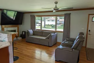 381 W Millers Rd, Des Plaines, IL 60016 - Photo 5