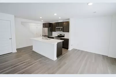 3527 Richardson Circle, Yorkville, IL 60560 - Photo 7