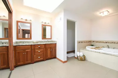 307 Anne Court, Prospect Heights, IL 60070 - Photo 15