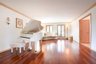 307 Anne Ct, Prospect Heights, IL 60070 - Photo 3