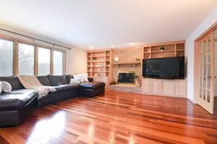 307 Anne Ct, Prospect Heights, IL 60070 - Photo 5