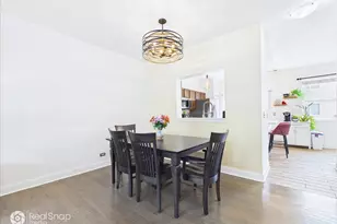 764 Cherry Creek Dr, Grayslake, IL 60030 - Photo 7