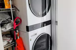 9655 Woods Dr, Skokie, IL 60077 - Photo 5