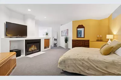 711 N Milwaukee Avenue #2, Chicago, IL 60642 - Photo 15