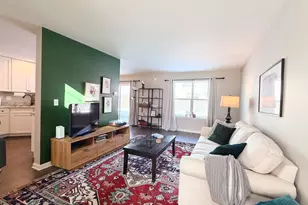 233 Wildmeadow Ln, Woodstock, IL 60098 - Photo 7