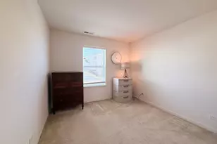 233 Wildmeadow Ln, Woodstock, IL 60098 - Photo 9