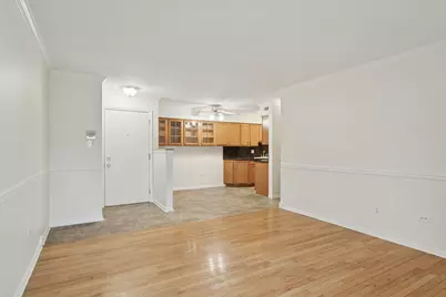 1633 N Windsor Drive #113, Arlington Heights, IL 60004 - Photo 3