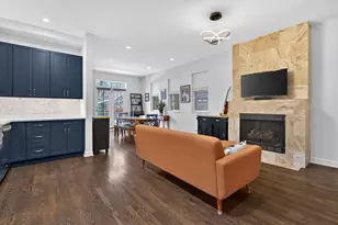 2343 N Leavitt St, Chicago, IL 60647 - Photo 3