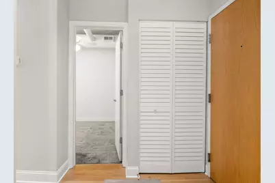 933 W Van Buren Street #508, Chicago, IL 60607 - Photo 7