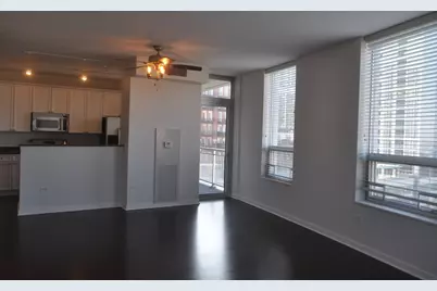 330 W Grand Avenue #1004, Chicago, IL 60654 - Photo 7