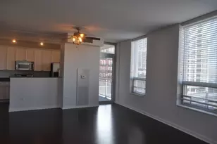 330 W Grand Ave, Chicago, IL 60654 - Photo 7