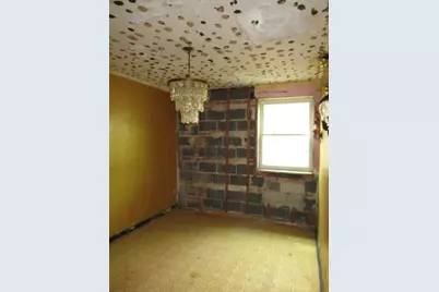 240 Linden Avenue, Bellwood, IL 60104 - Photo 11