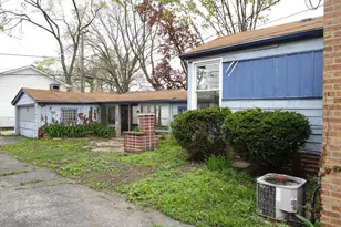 240 Linden Ave, Bellwood, IL 60104 - Photo 5