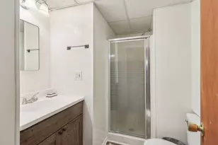 2312 High Point Dr, Lindenhurst, IL 60046 - Photo 25