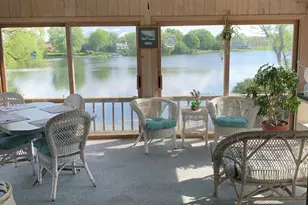 2312 High Point Dr, Lindenhurst, IL 60046 - Photo 5