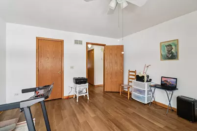 2312 High Point Drive, Lindenhurst, IL 60046 - Photo 17