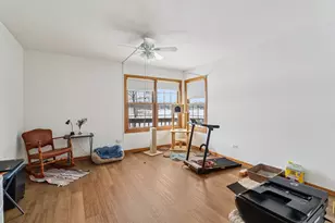 2312 High Point Dr, Lindenhurst, IL 60046 - Photo 17