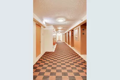 1122 N Clark Street #3705, Chicago, IL 60610 - Photo 7