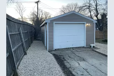 519 N Waukegan Road, Lake Bluff, IL 60044 - Photo 3