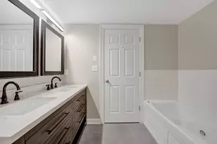 930 W Agatite Ave, Chicago, IL 60640 - Photo 29