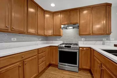 930 W Agatite Avenue #G, Chicago, IL 60640 - Photo 13