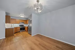 2547 College Hill Cir, Schaumburg, IL 60173 - Photo 5