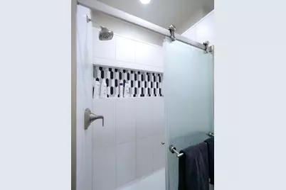 4758 N Ashland Avenue, Chicago, IL 60640 - Photo 17