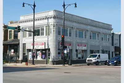 4758 N Ashland Avenue, Chicago, IL 60640 - Photo 1