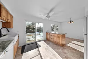 601 Edwards Ave, West Dundee, IL 60118 - Photo 11