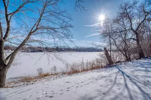 33709 S West River Rd, Wilmington, IL 60481 - Photo 3