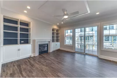 [Address not provided], Elmhurst, IL 60126 - Photo 7