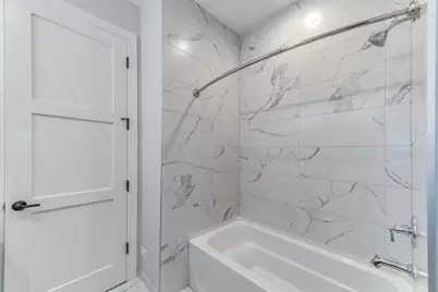 [Address not provided], Elmhurst, IL 60126 - Photo 13