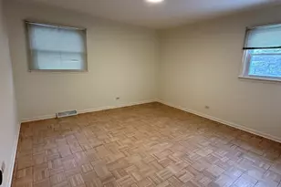 821 W Manor Ct, Glenwood, IL 60425 - Photo 25