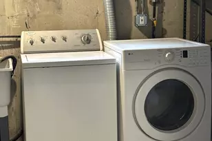 821 W Manor Ct, Glenwood, IL 60425 - Photo 47