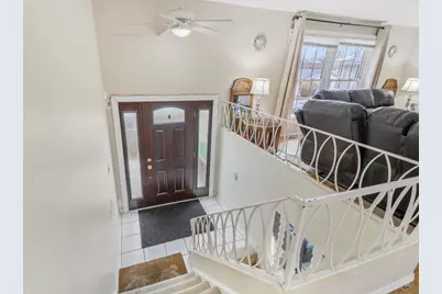 712 Dante Court, Schaumburg, IL 60193 - Photo 3