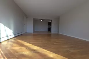 [Address not provided], Naperville, IL 60565 - Photo 7