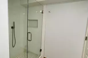 2112 N Sawyer Ave, Chicago, IL 60647 - Photo 13