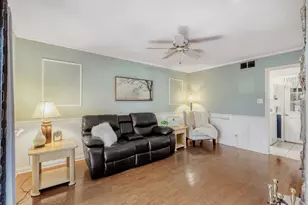 367 Thorncliffe Dr, Glendale Heights, IL 60139 - Photo 9