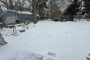 520 N County St, Waukegan, IL 60085 - Photo 3