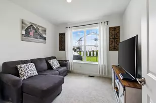 1455 Highbrook Ave, Hampshire, IL 60140 - Photo 17