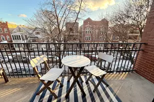 1728 W Roscoe Ave, Chicago, IL 60657 - Photo 5