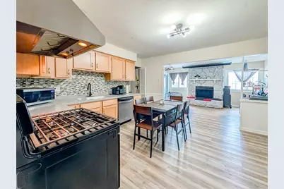 811 Beech Drive, Bolingbrook, IL 60440 - Photo 5