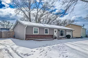 811 Beech Dr, Bolingbrook, IL 60440 - Photo 35