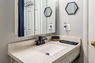 811 Beech Dr, Bolingbrook, IL 60440 - Photo 17